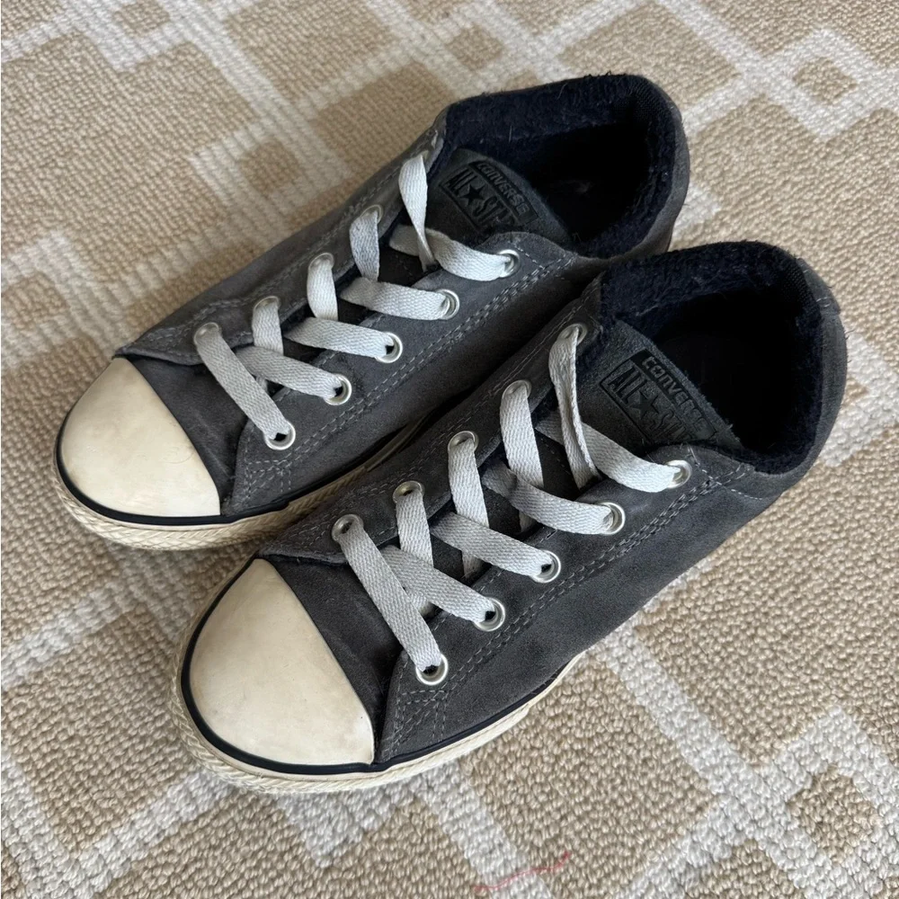 Converse Chuck Taylor Fleece Lined Low Top Sneakers Gray Kids 4